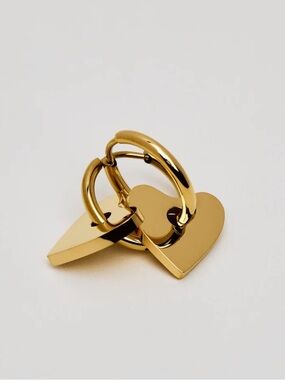 Boutique Gold Heart Hoop Earrings